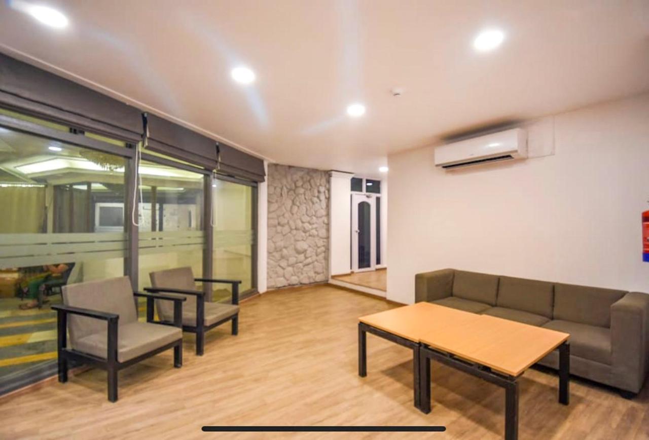 Fabexpress Heera Holiday Inn Kalküta Dış mekan fotoğraf